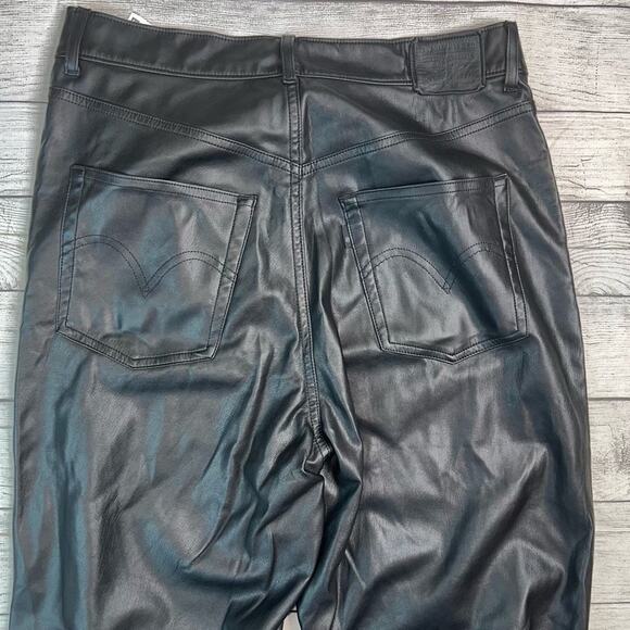 Levi's Premium Women's Faux Leather Ribcage Straight Leg Pants  Black Size 30 - Picture 11 of 11